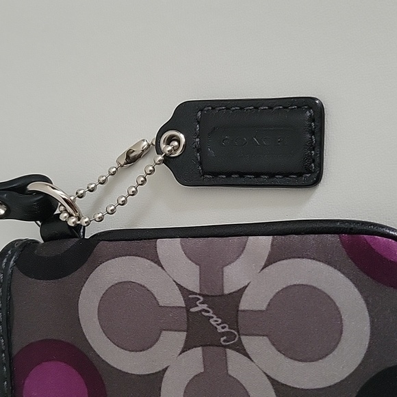 Coach Wrislet - Picture 5 of 6